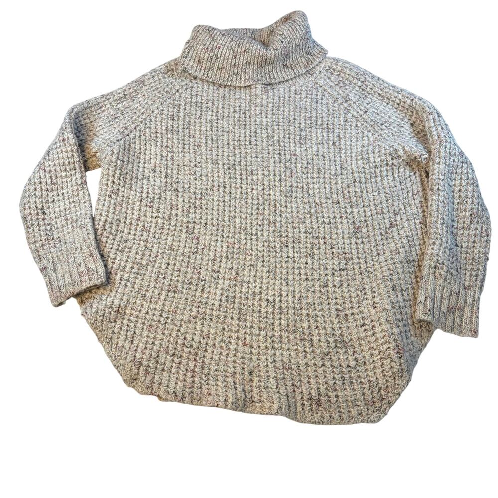 Free People womens chunky turtleneck sweater. Size S. boho, casual, heavyweight